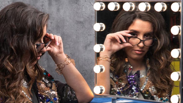 Ελεάννα-Μανώλη-διάσιμη-τικ-τοκερ-ινφλουενσερ