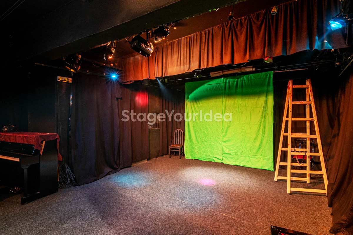 Αίθουσα με green screen για παραγωγή εταιρικών βίντεο στη Θεσσαλονίκη