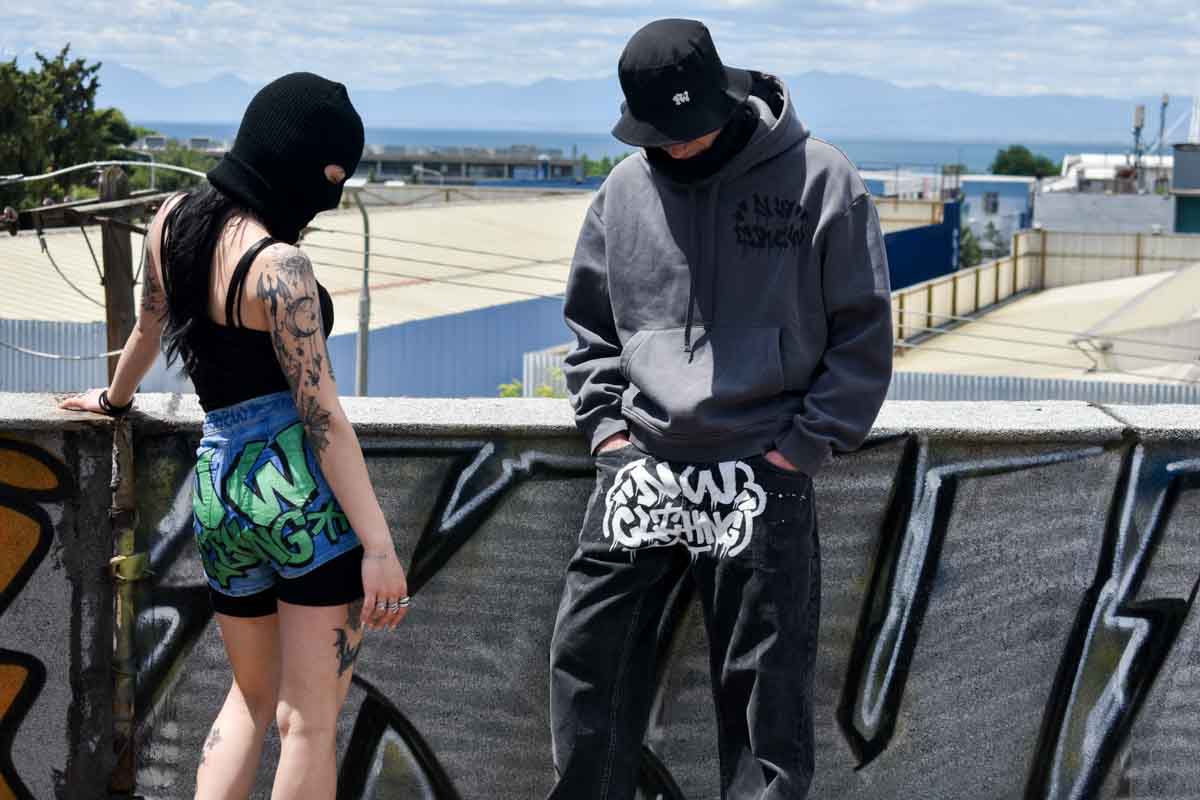Μέλη της ομάδας τέχνης του δρόμου nw crew